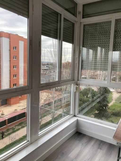 Silencioso, Luminoso Y Familiar Apartamento Lägenhet Madrid Exteriör bild
