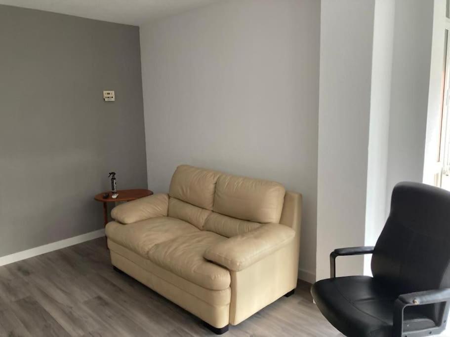 Silencioso, Luminoso Y Familiar Apartamento Lägenhet Madrid Exteriör bild
